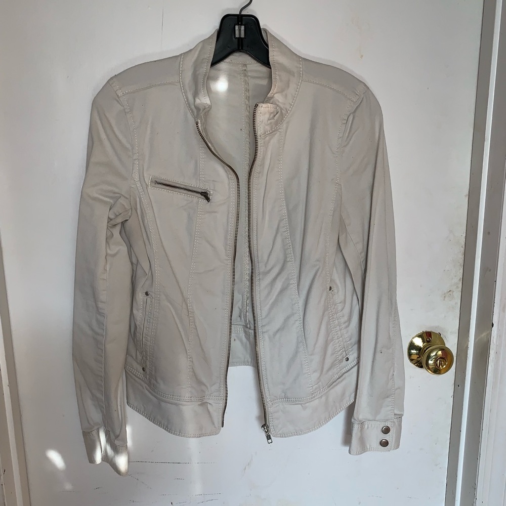 Express white jacket